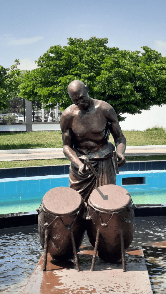 lezgo tours - ghana sites kwame nkrumah memorial park